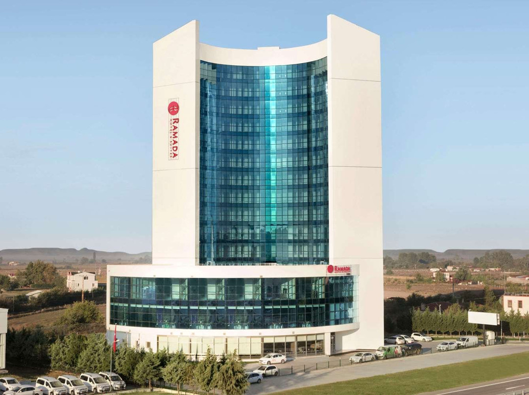 Ramada Hotel & Suites by Wyndham Edirne主图