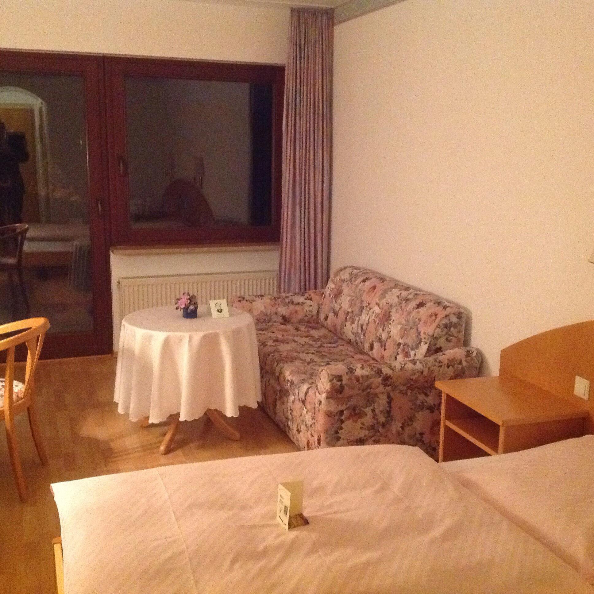 Landgasthof-Hotel Zur Linde-官方