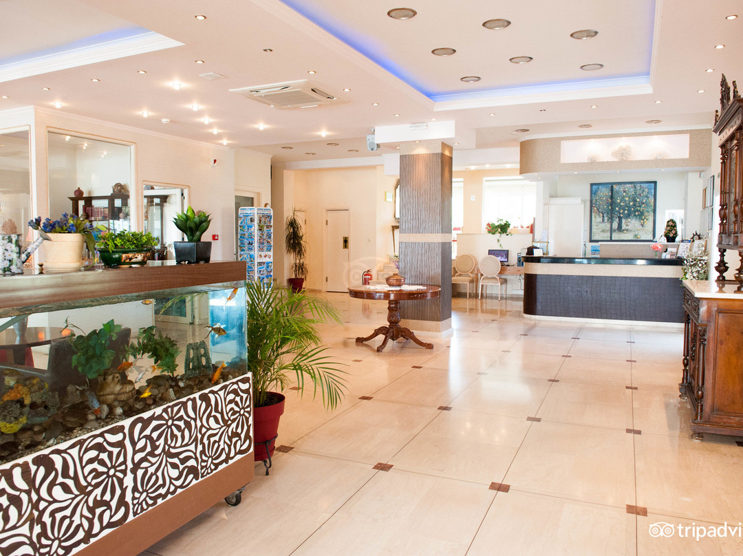 Nymfes酒店住宿-Coral Hotel