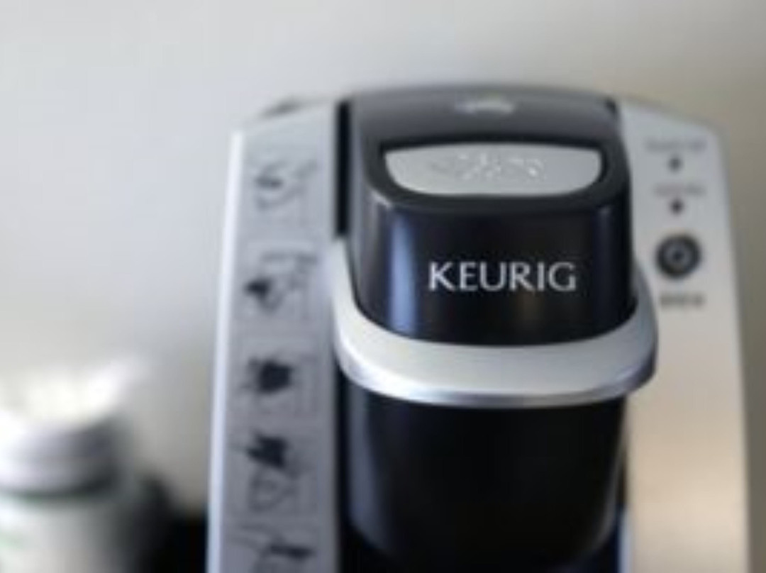 伯克利快捷假日酒店主图