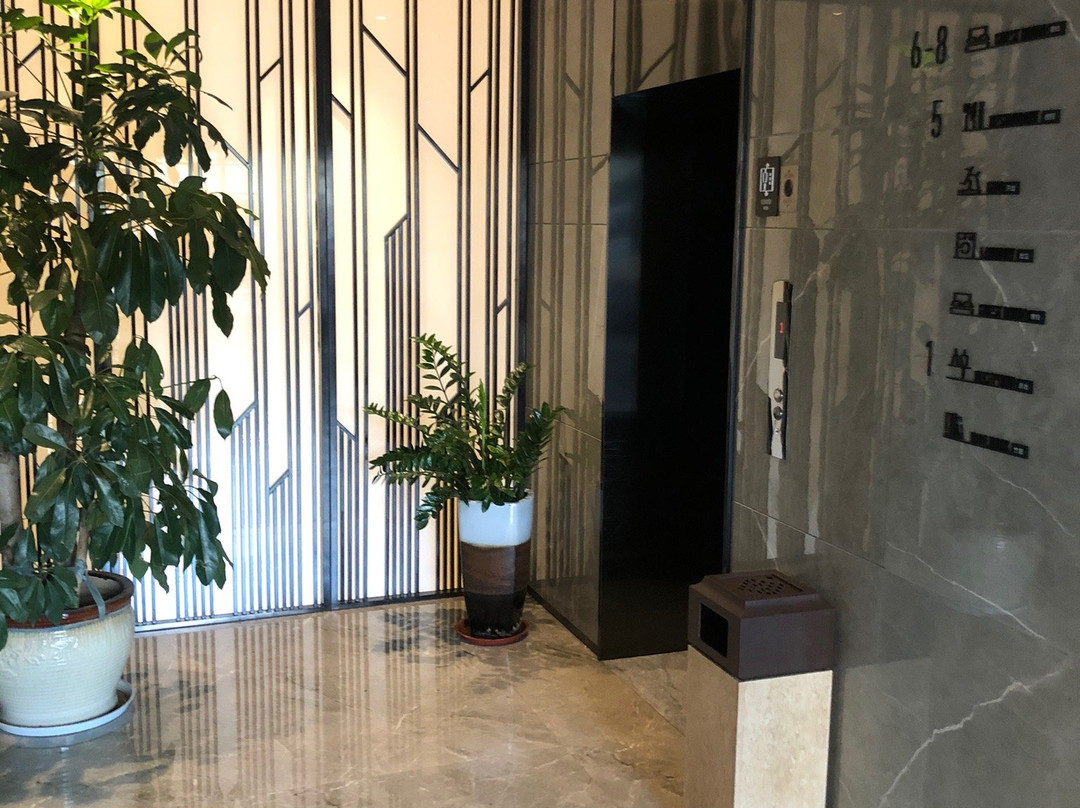 淄博高新区柳泉路亚朵酒店主图