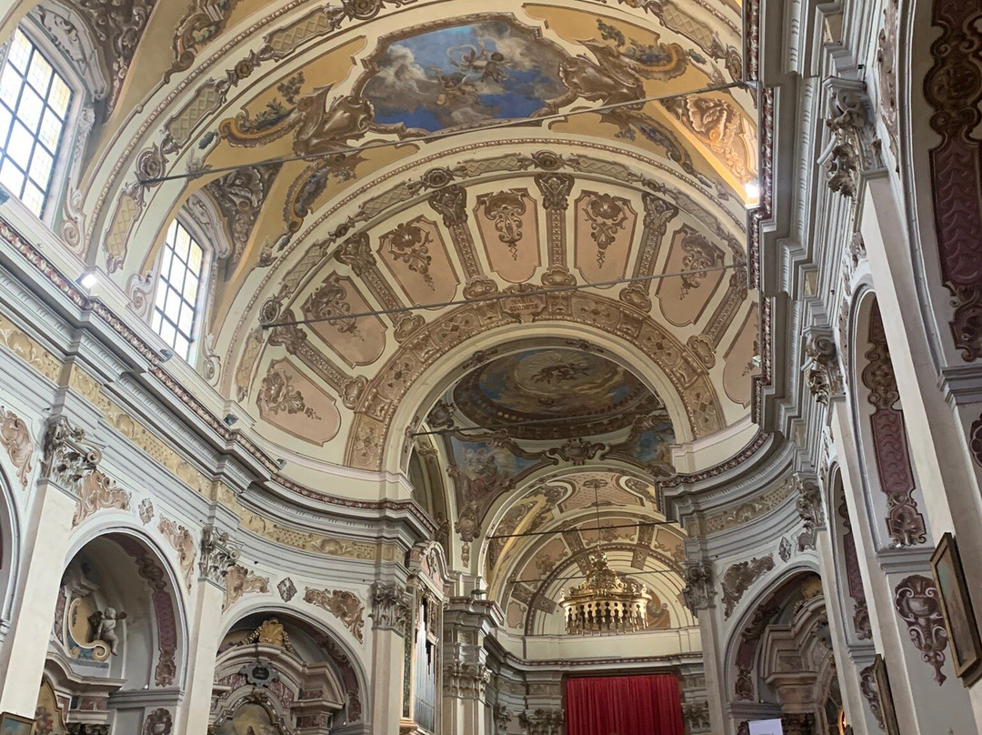 Chiesa di Santa Maria Assunta-Trenzano必去景点
