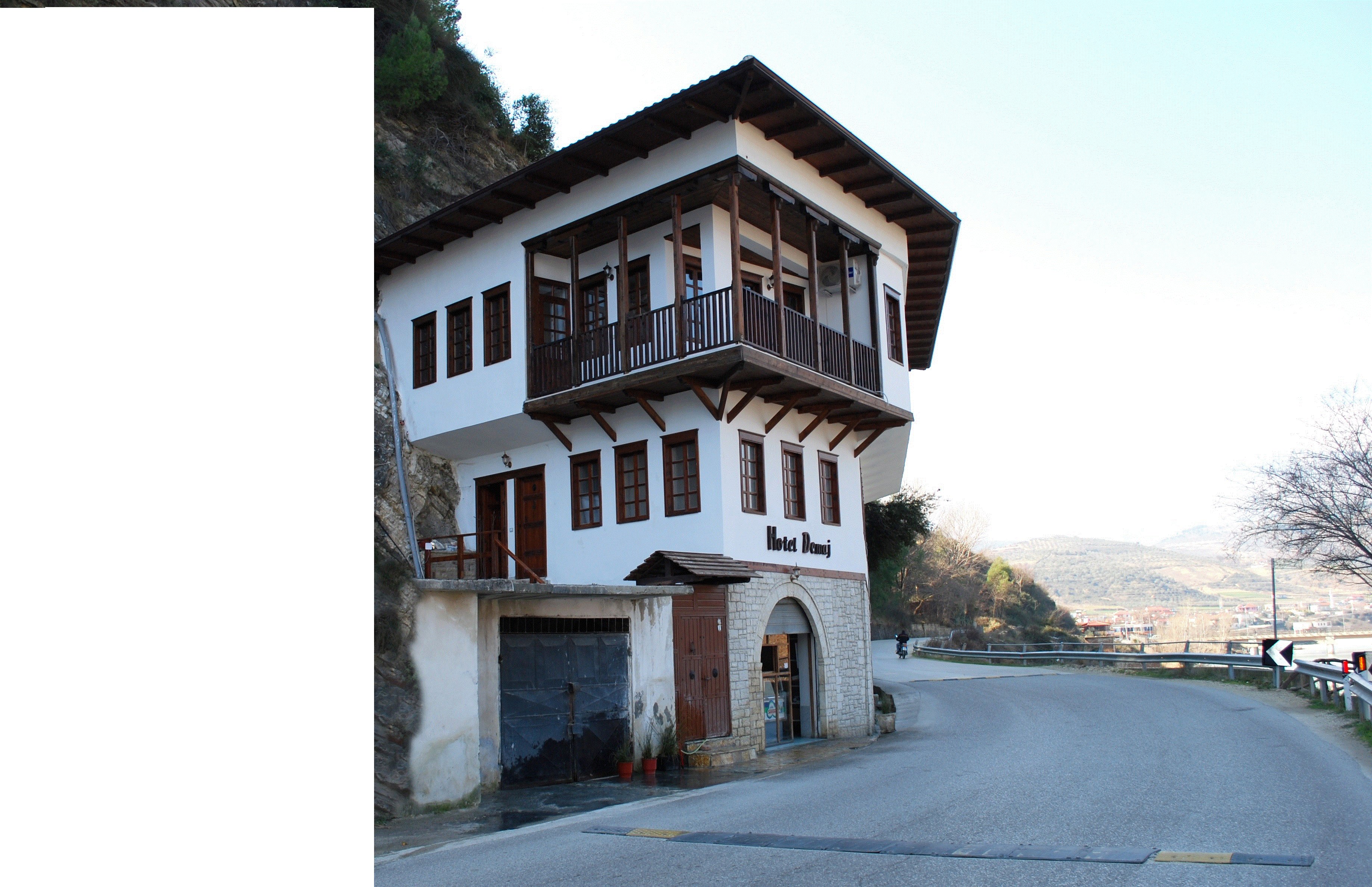 Hotel Demaj-官方
