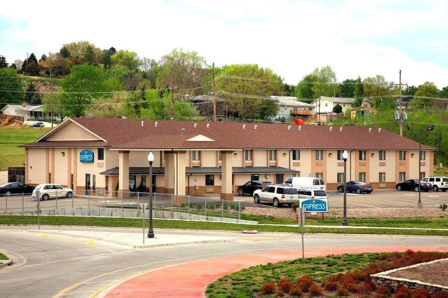 Express Inn & Suites Junction City I70 Exit 296
