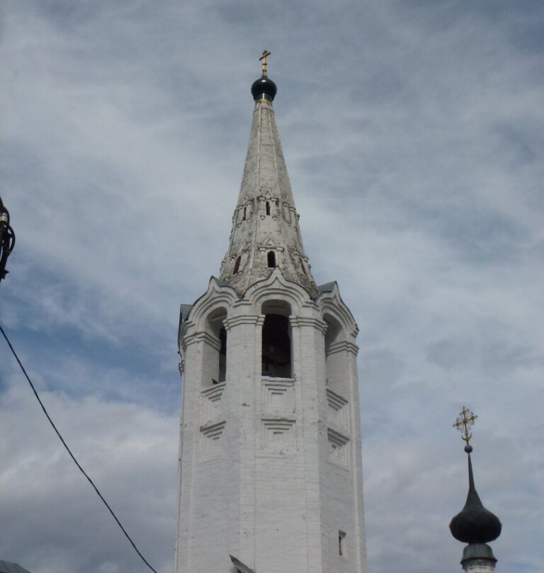 Church of the Nativity of St John the Baptist and Church of the Epiphany (Bogoyavlenskaya tserkov)景点图片