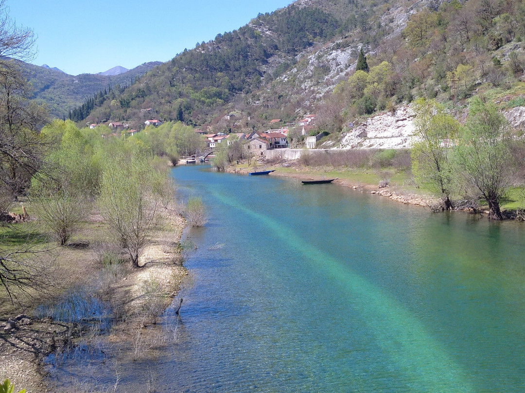 Boat Cruising Vasilije-Rijeka Crnojevica必去景点
