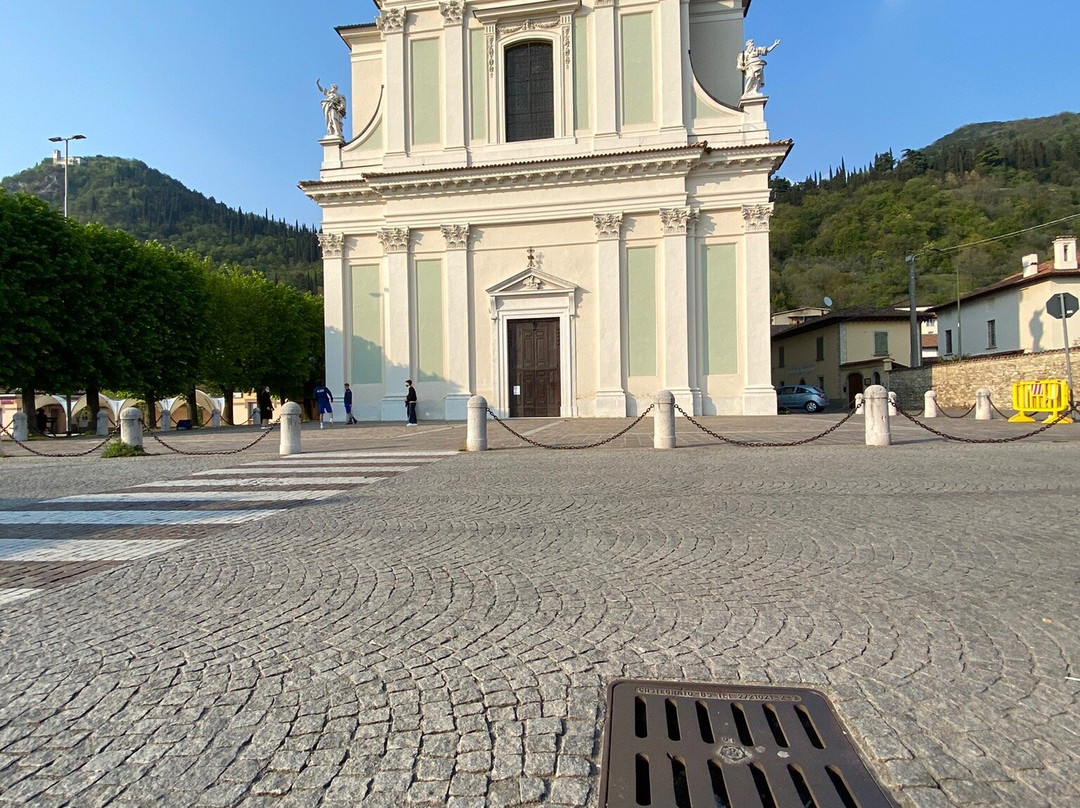 Chiesa Parrocchiale dei SS. Pietro e Paolo Apostoli景点图片
