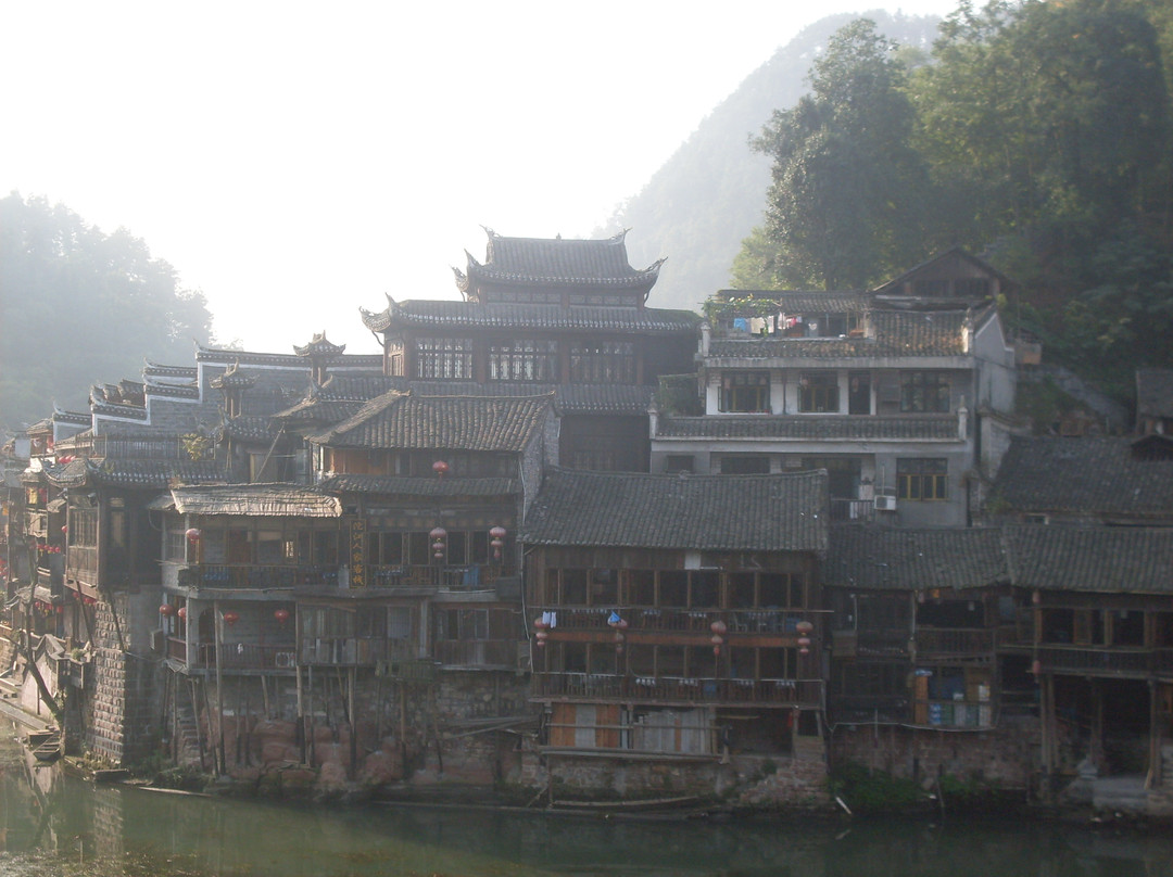 沱江人家客栈主图