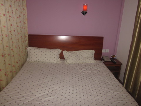 7天杭州西湖凤起路中国丝绸城店-客卧