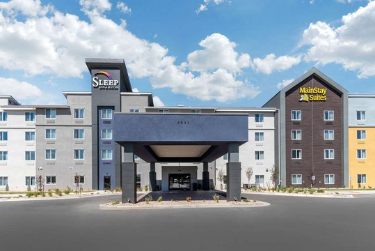 Sleep Inn & Suites Denver International Airport主图