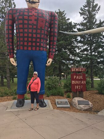 Paul Bunyan and Babe the Blue Ox-伯米吉必去景点
