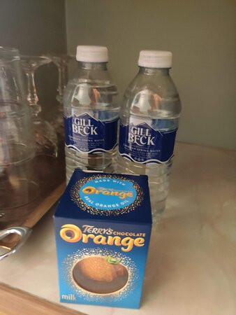 The Hill on the Wall Country Guest House主图