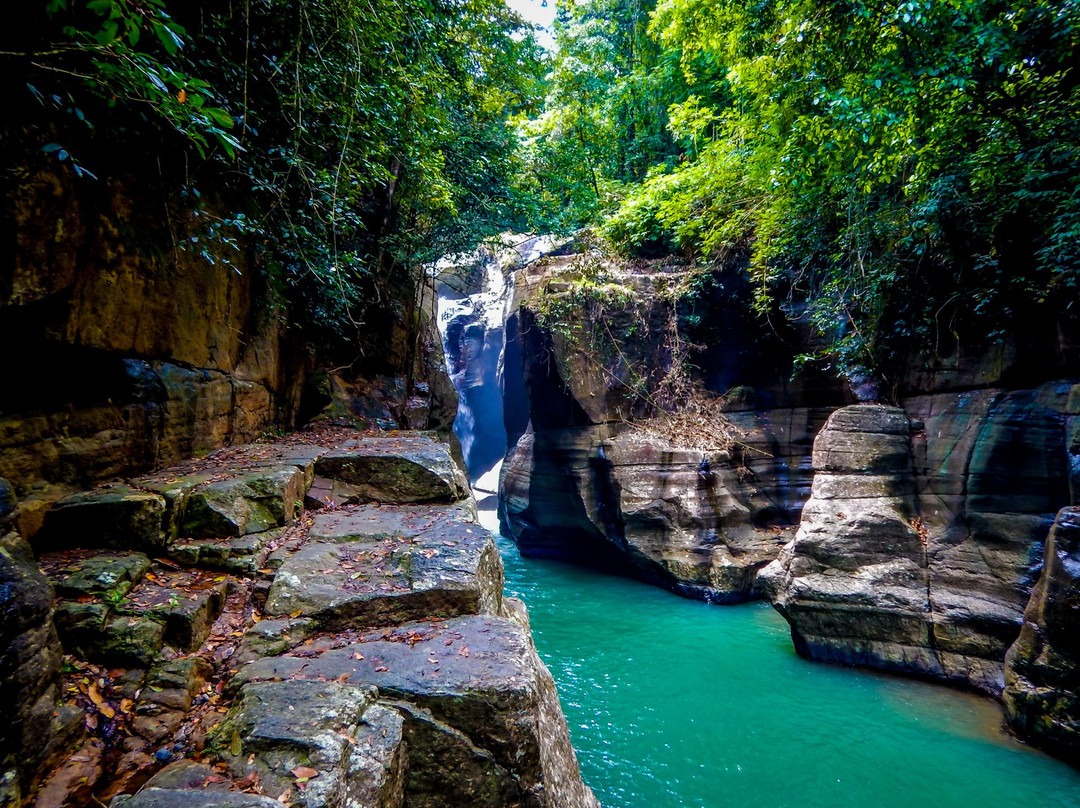 Cunca Wulang Waterfall景点图片