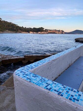 Plage de l'Anse de Magaud景点图片