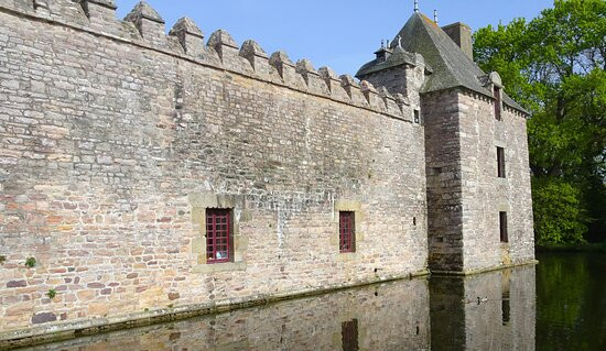 Chateau de Bienassis-Erquy必去景点