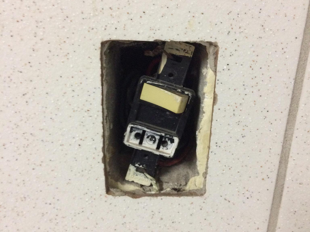 Celina Lourdes Alves Neves Municipal Theater-Bauru必去景点