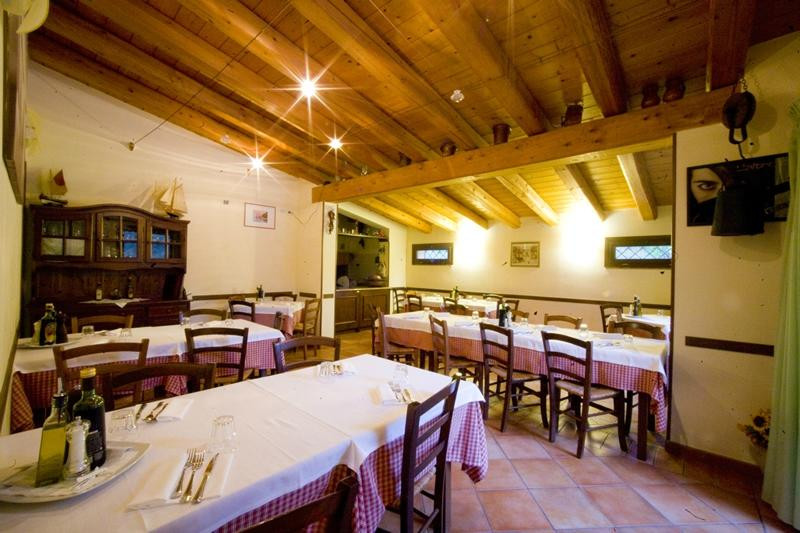 Montesicuro餐馆和美食-La Casa In Campagna