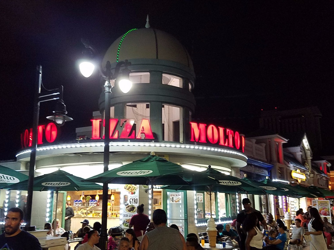 Molto Pizza