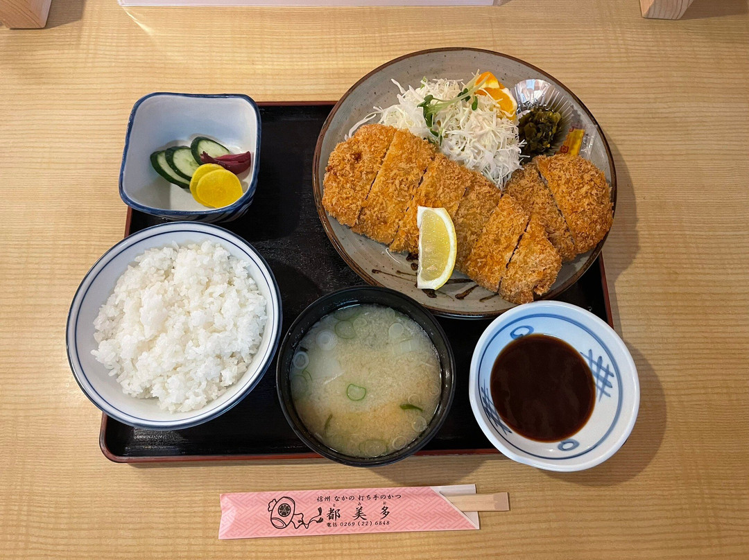 とんかつ都美多