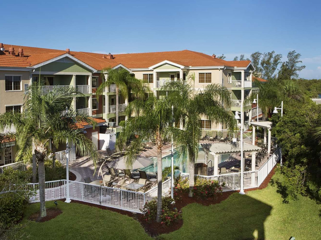 那不勒斯希尔顿逸林酒店主图