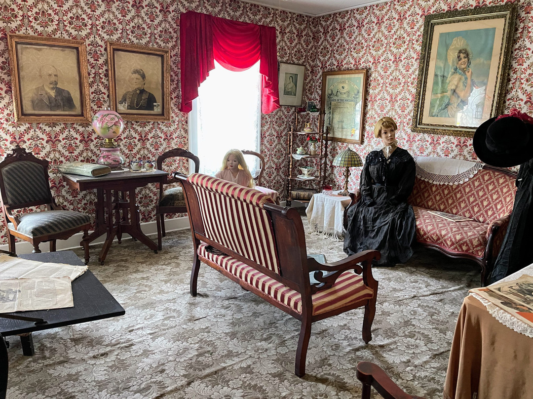 Sharon Historical Society & Museum