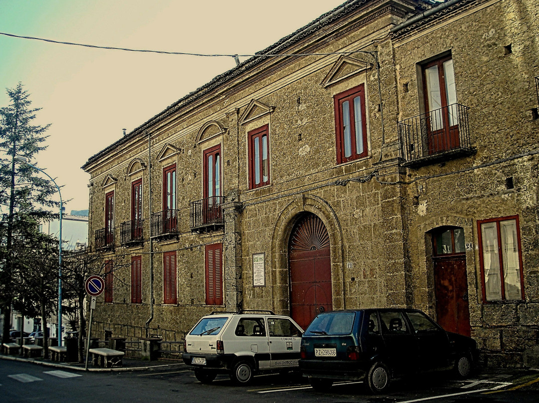 Palazzo Barletta景点图片