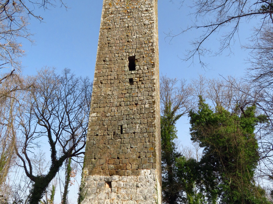 Torre Di Santa Maria Di Luco景点图片