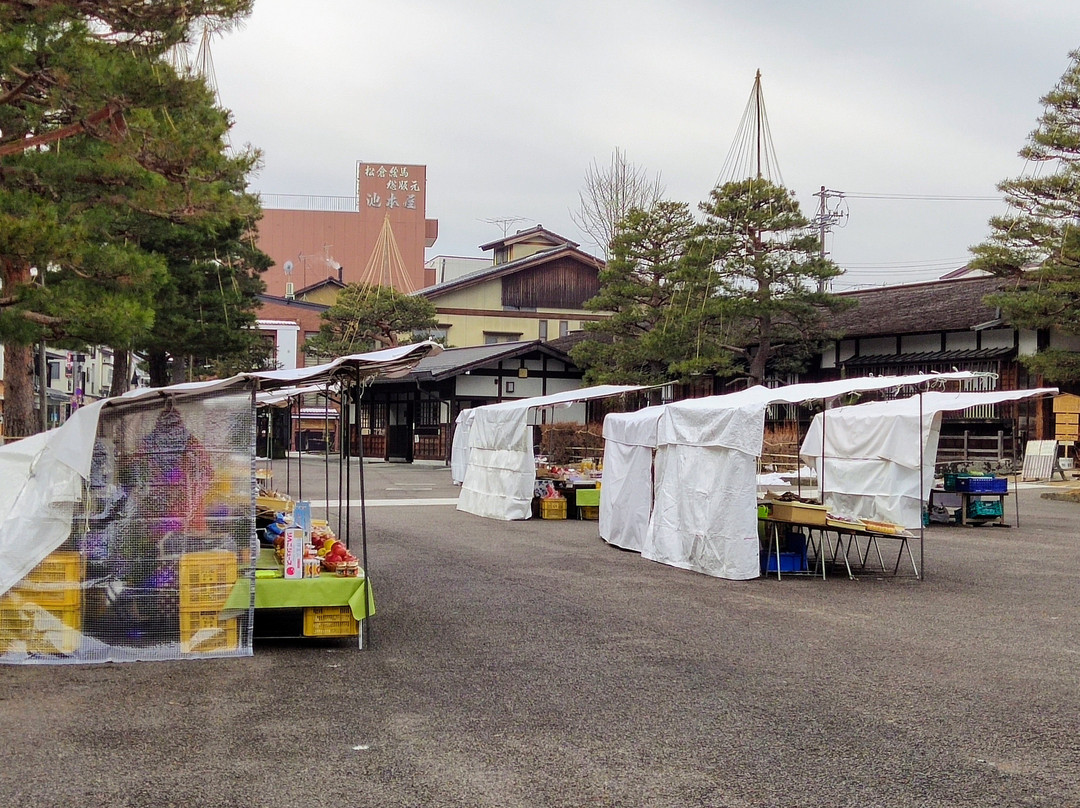 Jinya-Mae Morning Market-高山市必去景点