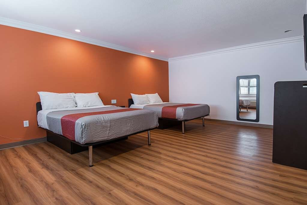 Motel 6 Lomita, CA主图