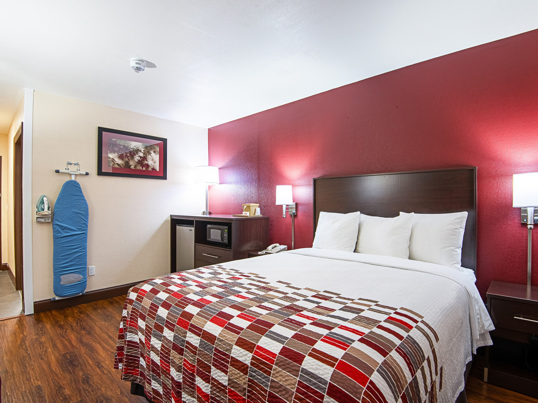 Red Roof Inn Cameron主图