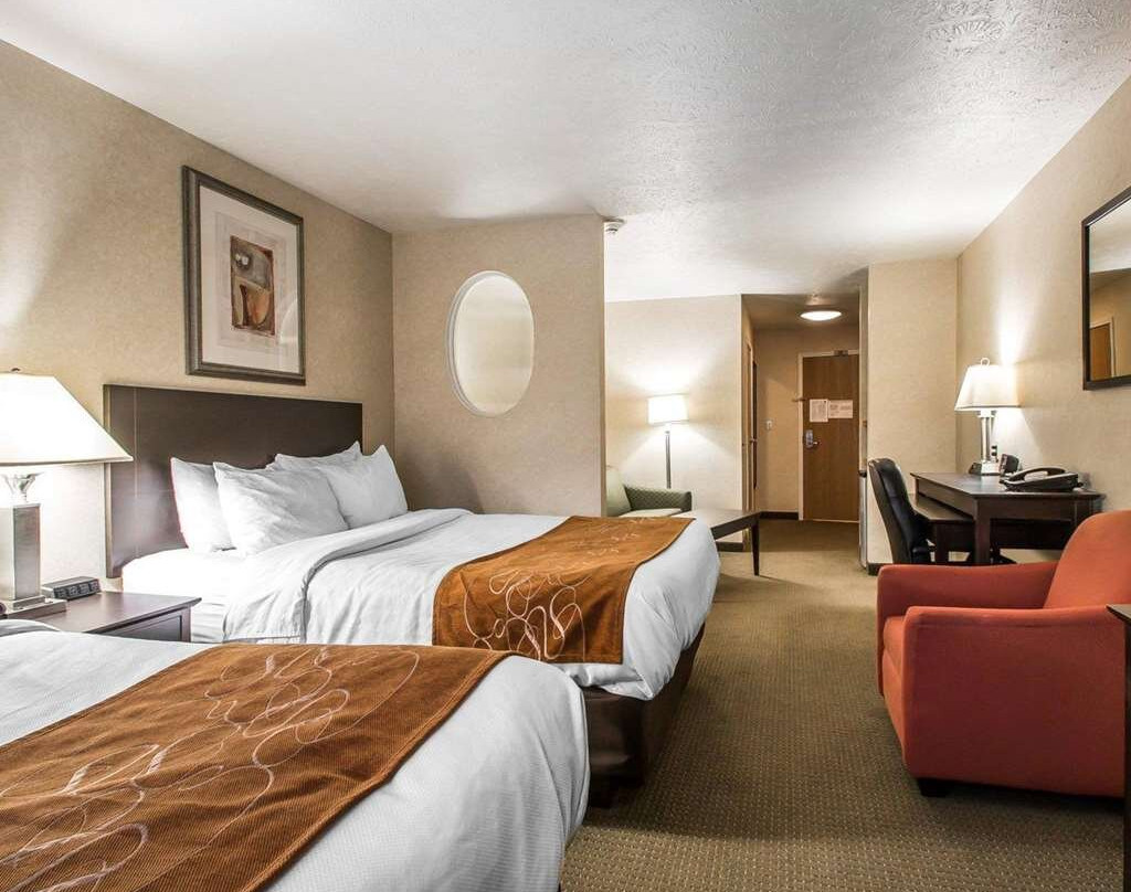 Comfort Suites Merrillville Near US 30主图