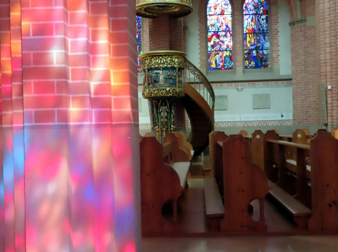 Herz. Jesu Kirche景点图片