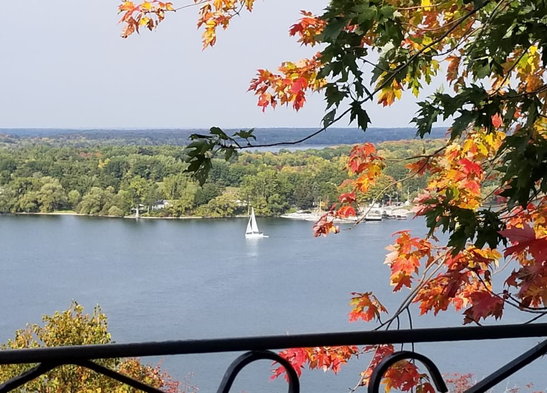 Lake on the Mountain-皮克顿必去景点