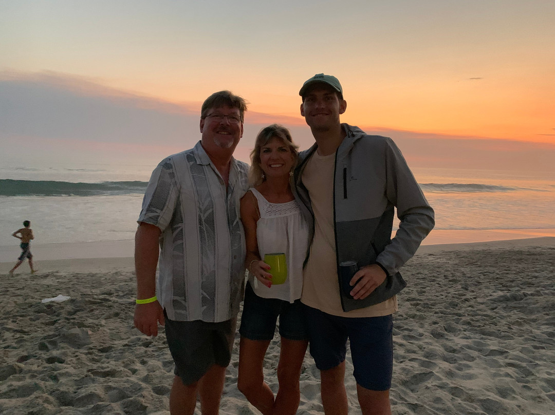 海滩露台旅馆主图