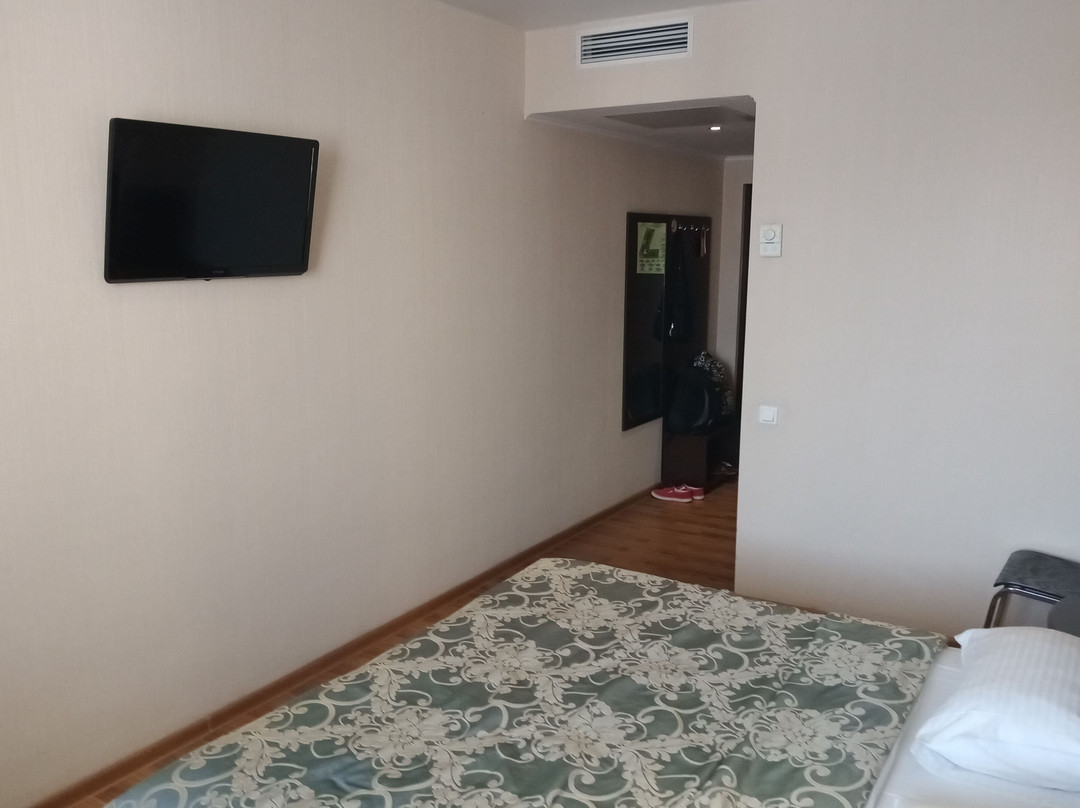 Crystal Hotel主图