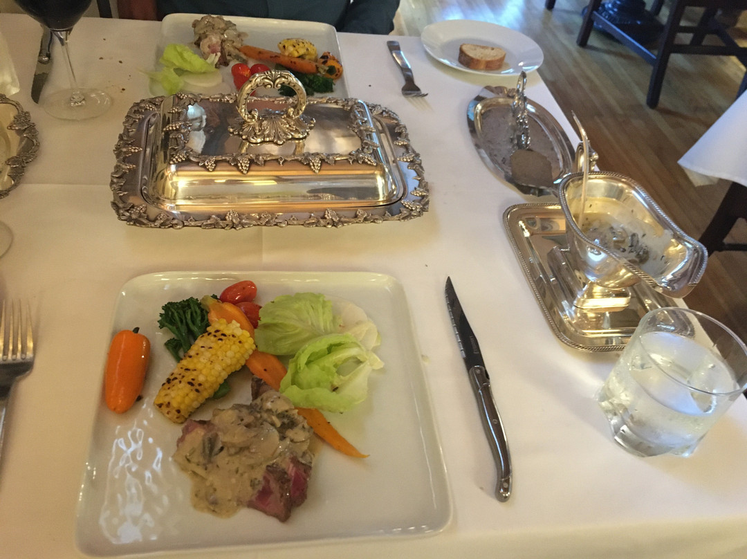 Marmora And Lake Inn B&B主图