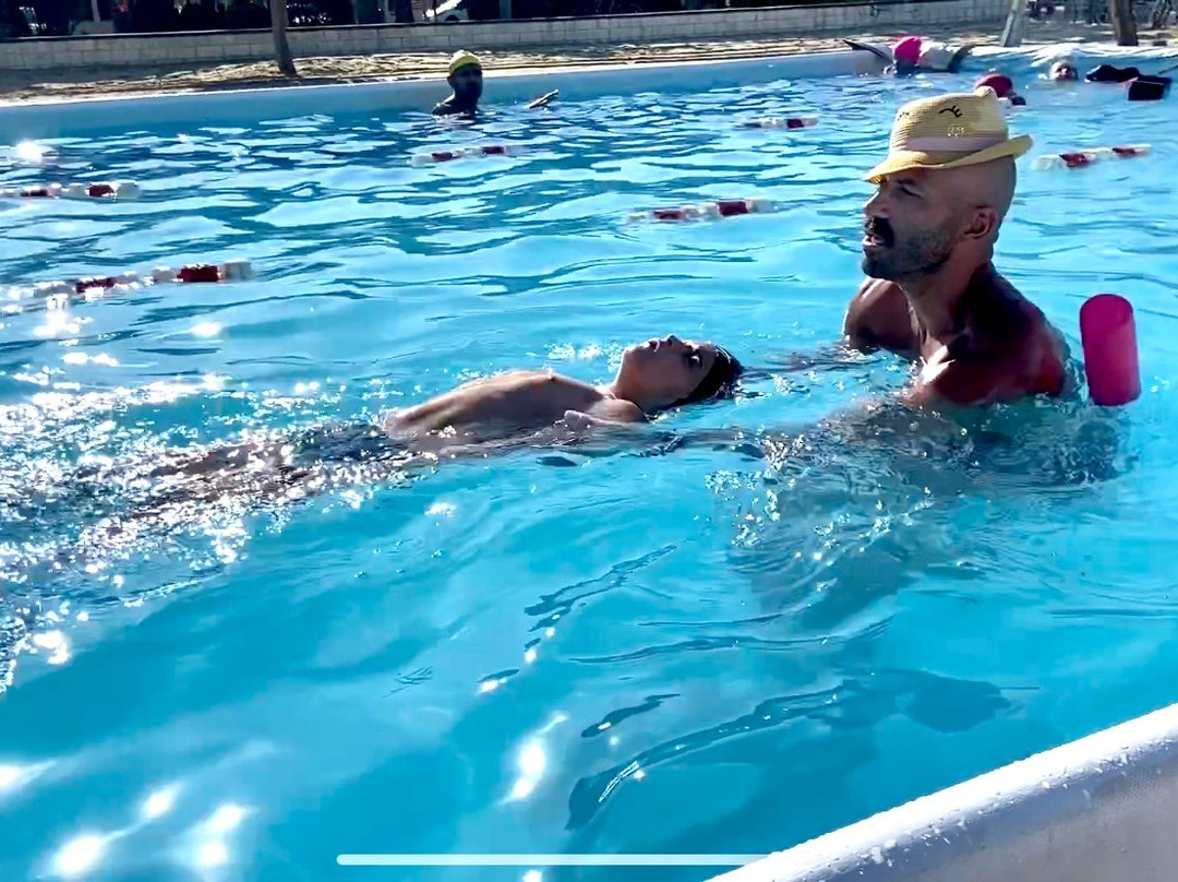 Accadueo Piscina景点图片