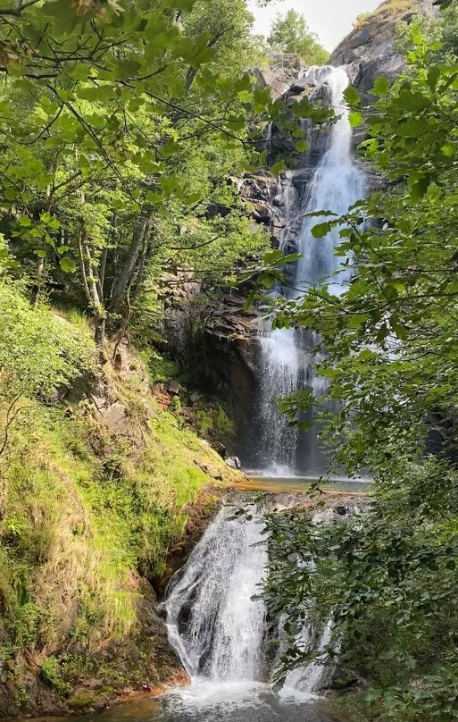 Cascade de Runes景点图片