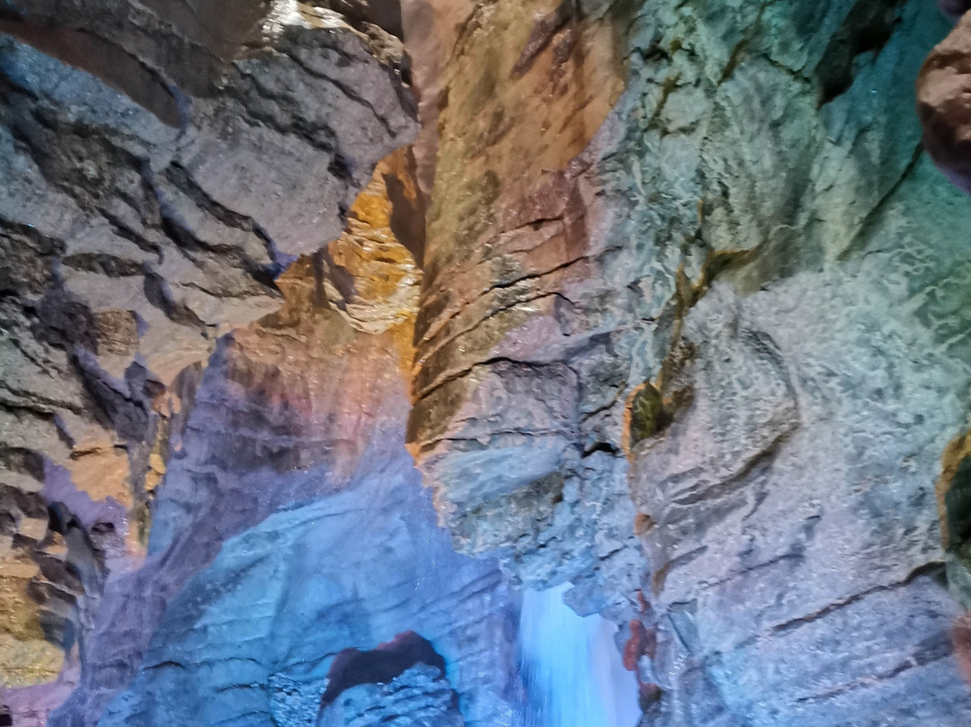 Parco Grotta Cascata Varone景点图片