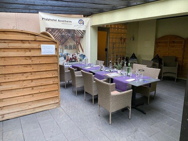 Pfalzhotel Asselheim主图