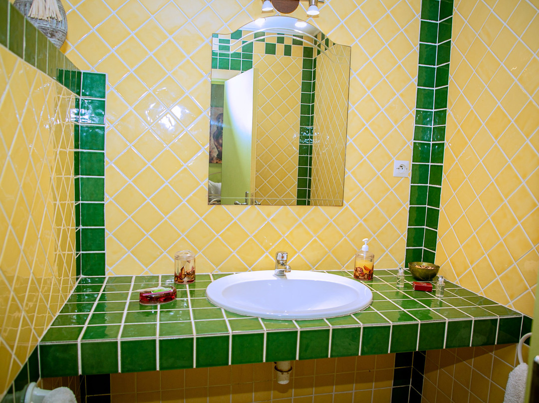 Hôtel Leet Dorian主图