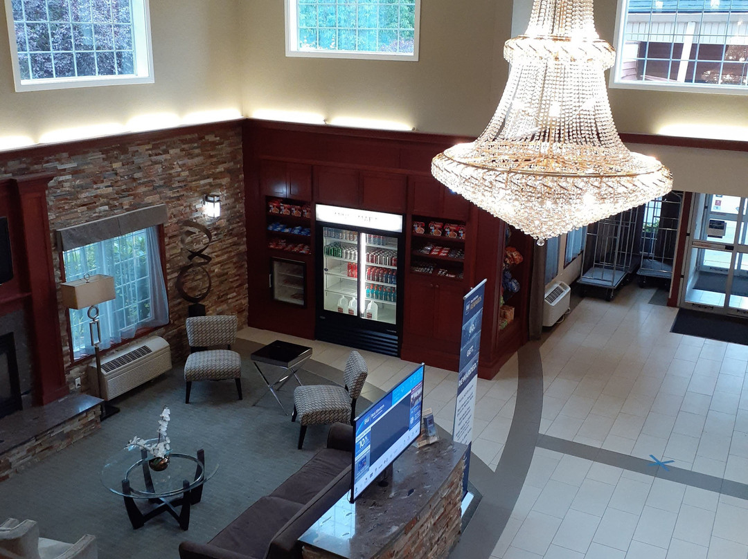 Best Western Plus Vancouver Mall Dr Hotel & Suites主图