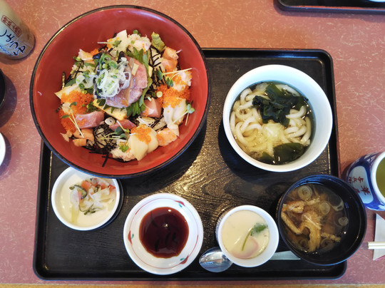 華屋与兵衛 綾瀬深谷店