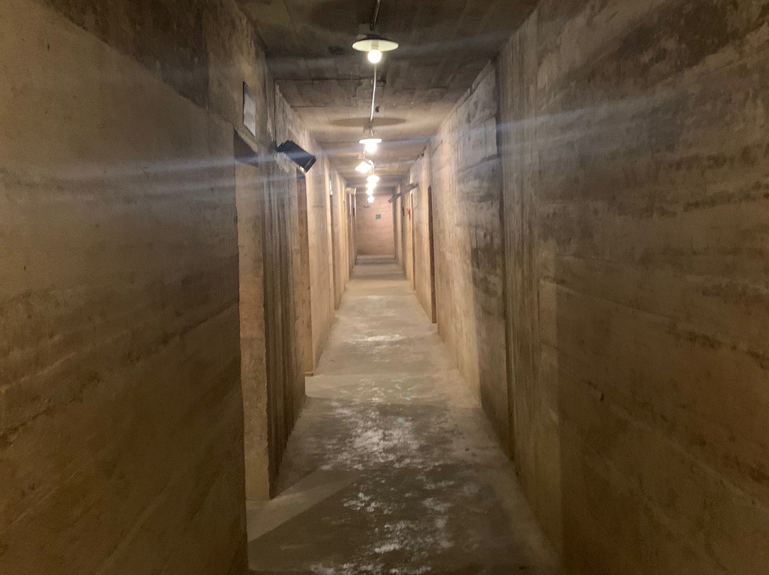 Hospital Cave景点图片