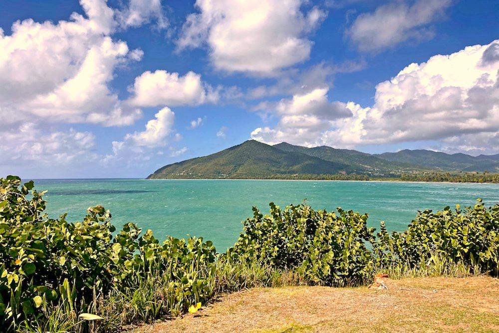 Punta Tuna Lighthouse景点图片