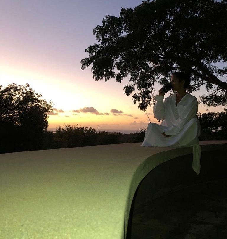 Hix Island House主图