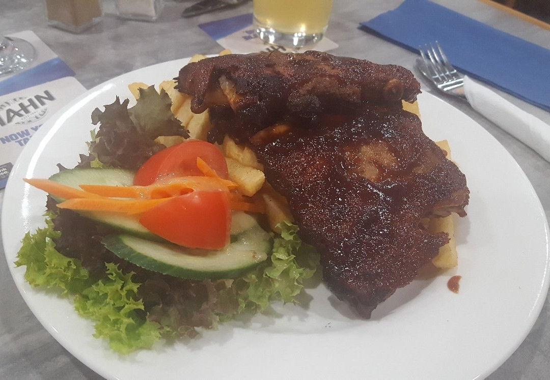 Esplanade Hotel主图