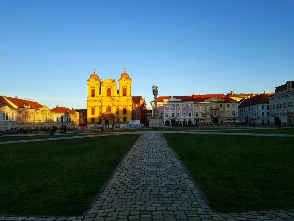 Catedrala Sfântul Gheorghe景点图片
