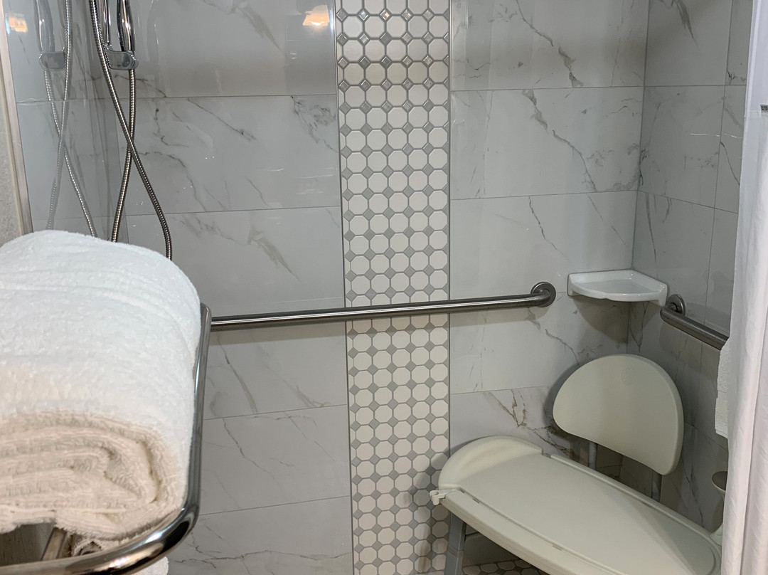 Days Inn & Suites by Wyndham Commerce主图