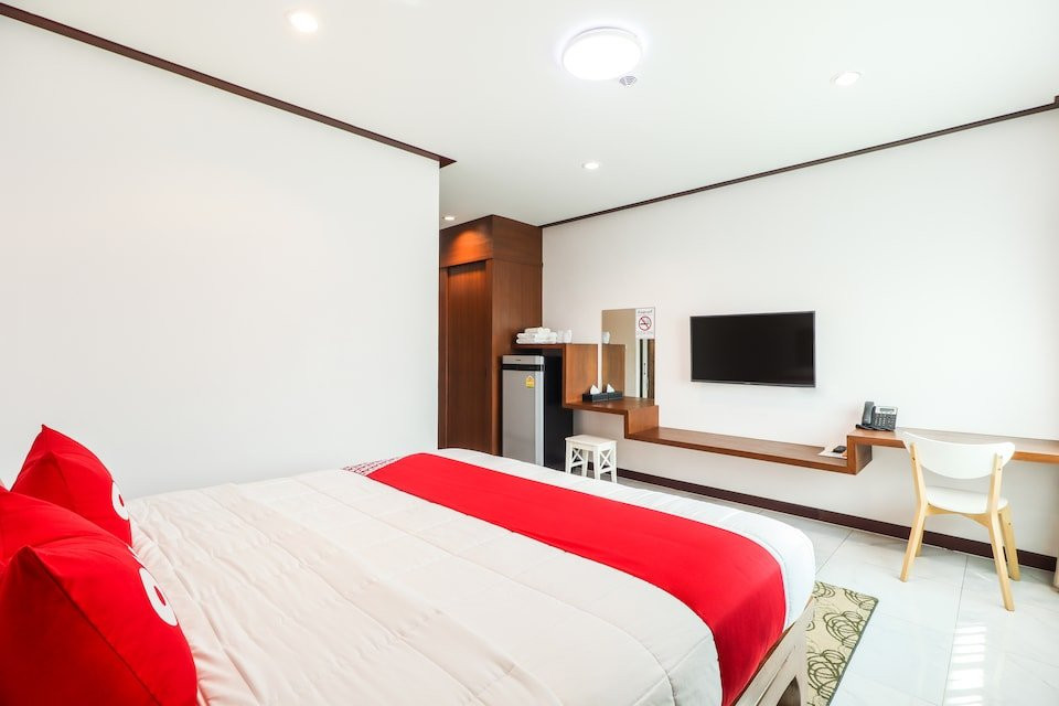 OYO 360 De Phunchai Hometel主图